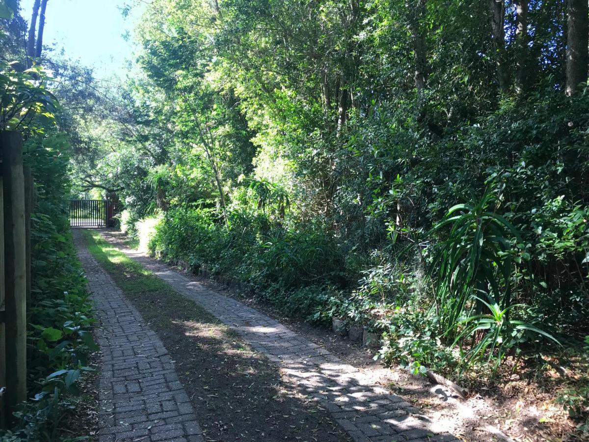 Loeriewood Garden Apartment, Hunters Home Knysna Kültér fotó