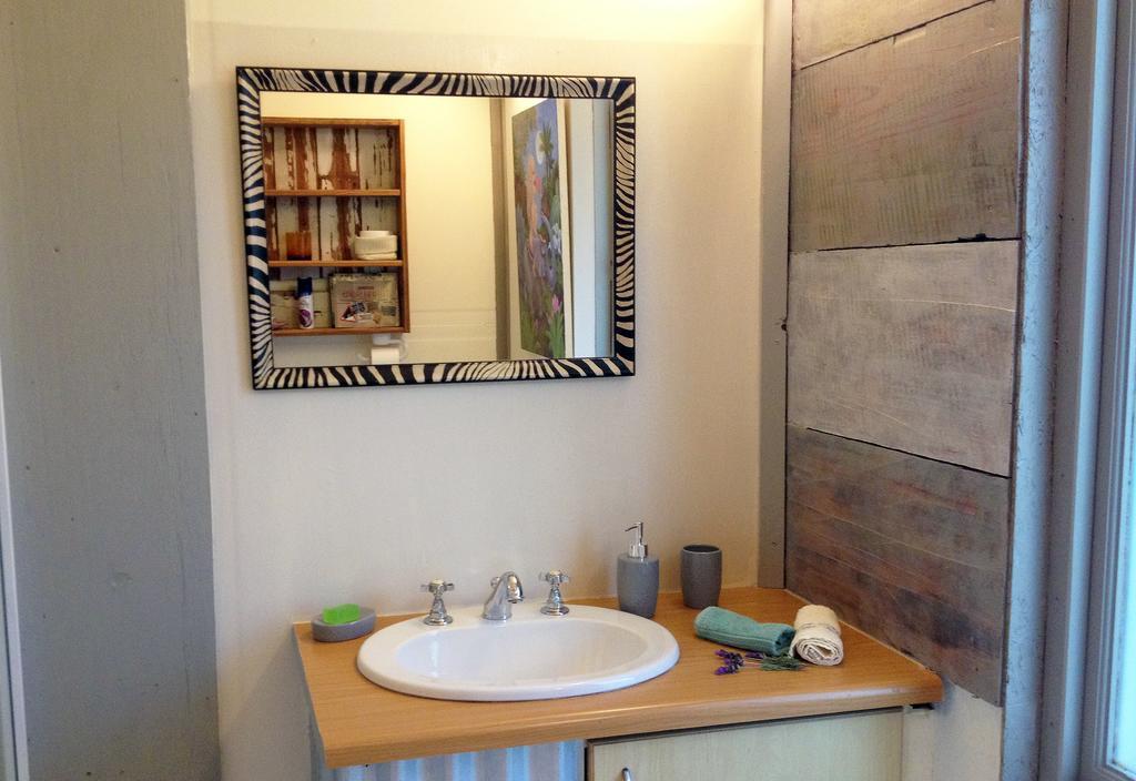 Loeriewood Garden Apartment, Hunters Home Knysna Kültér fotó