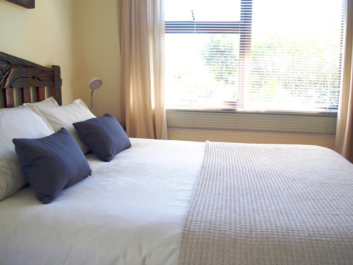Loeriewood Garden Apartment, Hunters Home Knysna Kültér fotó
